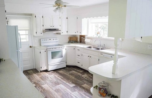 Mohnton House | Maple Grove Guesthouse