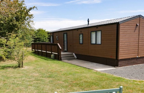 Runswick Bay House | MAPLE LODGE, pet friendly, country holiday cottage in Runswick Bay