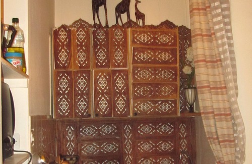 Saint-Gervais Apartment | MARAIS STUDIO MINUTES WALK TO NOTRE DAME. FREE WIFI. ELEVATOR