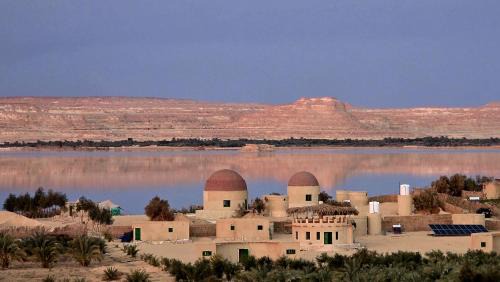 Siwa Apartment | Marcelia Eco-Village Front Lake View