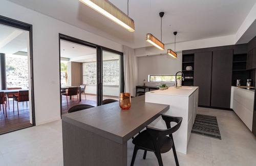 Lurin Villa | Mardix Privilege (2/3 Rooms)