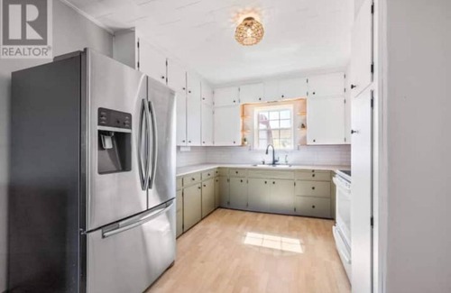 Margate House | Margate Homestead 'Art House' w/artist studio/views/beaches/golf/sp.retreat