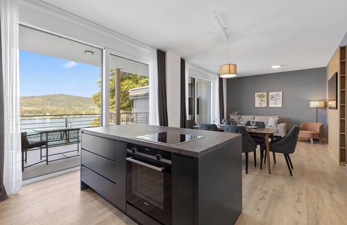 Maria Woerth Apartment | Maria Blick Lake View Apartments