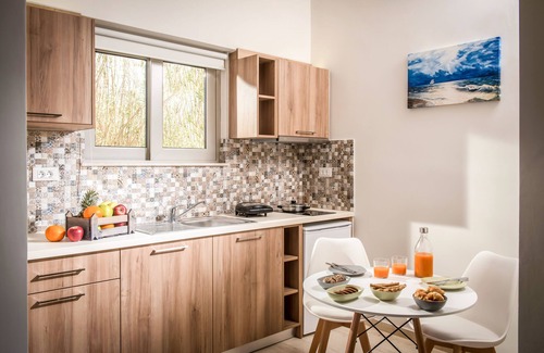 Platanes House | Marianthi Apartments by Estia