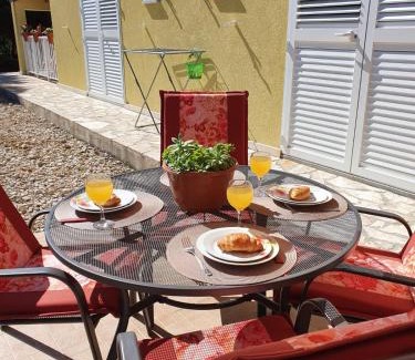 Sucuraj Apartment | Marija Holiday Home