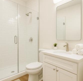 Marina del Rey Apartment | Marina Del Rey View 2BR in MDR - Pool, Jacuzzi, Gym