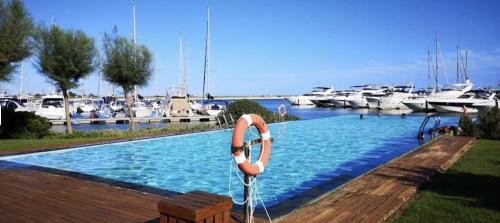 Sant Carles de la Rapita Boat Rental | Marina life