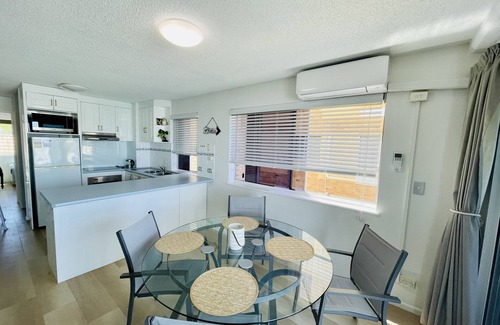 Urangan Resort | Marina & Sandy Strait Views- Resort Living