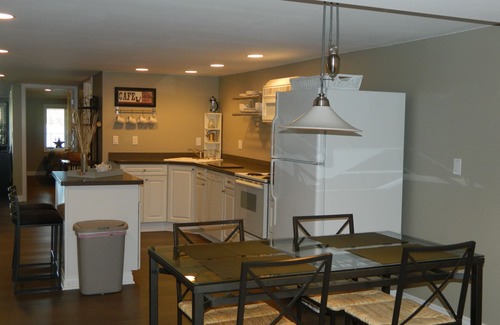 Charlevoix House | Marina Suite - Beautiful Downtown Charlevoix