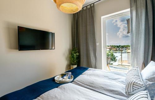 Ilawa Apartment | Marina View - super widok na jezioro, klimatyzacja, parking podziemny, winda, 2xTV z Netflix