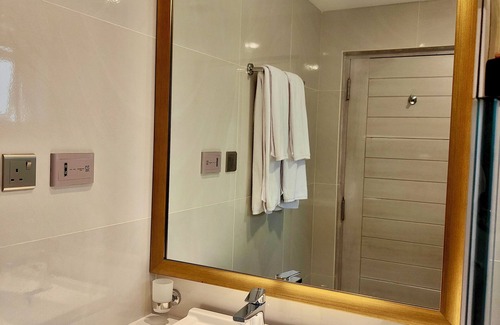Bambalapitiya Hotel | Marine Bay Colombo
