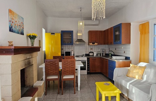 Aegina Town House | Marini Traditional Cottages | Helios