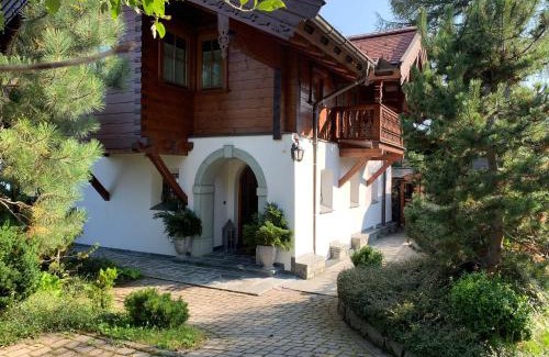 Bodensdorf Villa | Maris Luxus-Chalet Gerlitzen 1720m
