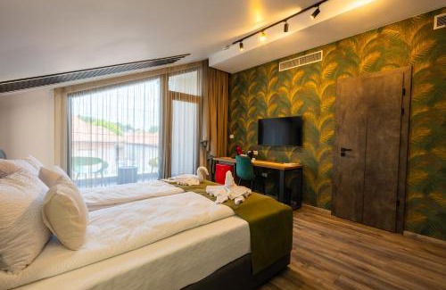 Gyula House | Mark AquaHouse