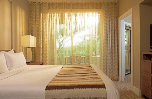 Desert Ridge Resort | Marriott Canyon Villas at Desert Ridge 2-Brm Condo sleeps 8, JW Marriott access