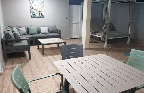 Sainte-Marie House | MARS ET VENUS LOCATION - piscine privée et chauffée