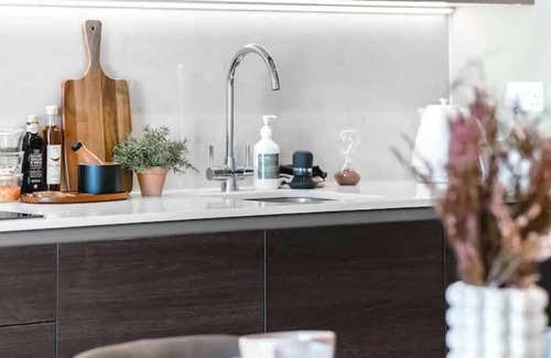 The Westside Apartment | Marvelous City View! 24-Hour Gym| Cinema room