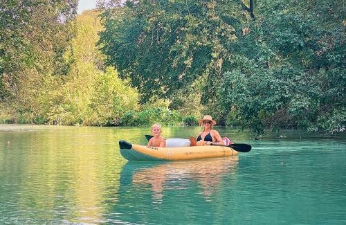 Prairie Lea House | Marvelous Nature Escape: Luxurious Safari Tent on the San Marcos River near Kingsbury, Texas