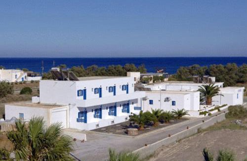 Perivolos Apartment | Mary Rooms