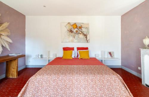 Cabannes Bed & Breakfast | Mas carita