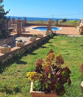 Cubelles House | Masia St Salvador 1582