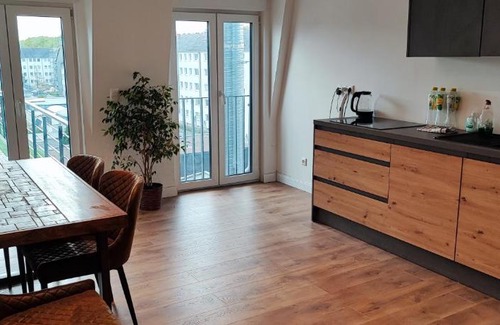 Ehrenfeld Apartment | Masionette Wohnung mit Panorama Terrasse
