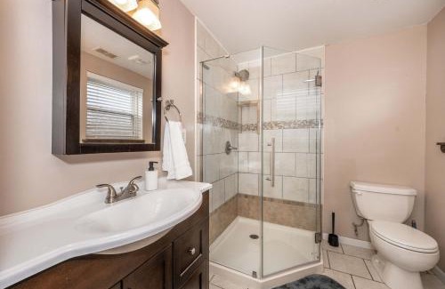 Mason House | Mason Marvel Luxe Stay with Pool and Hot Tub