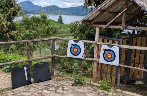 Ruhondo Apartment | MASTER ROOM located in Lake view and Volcanos view