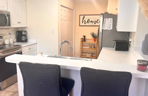 Martinez House | MASTER'S TOURNAMENT RENTAL. 5 MILES FROM COURSE.