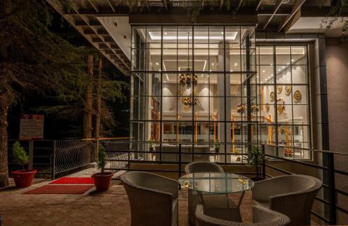 Dharamshala Hotel | Mastiff Select Mandavya Dharamkot, McLeodganj