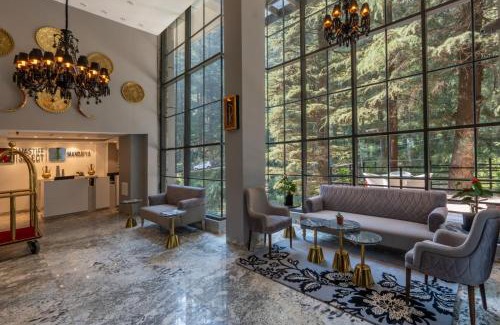 Dharamshala Hotel | Mastiff Select Mandavya Dharamkot, McLeodganj