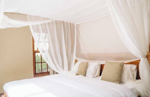 Arusha Cabin | Mateves Boutique Lodge