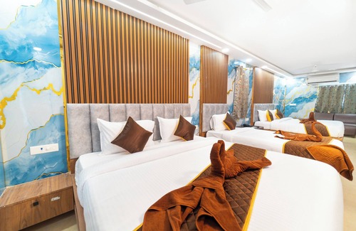 Periamet Hotel | MATHI RESIDENCY