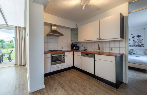 Hoofdplaat House | Maxime 207 - Kustpark Village Scaldia - Large detached holiday villa with spacious garden