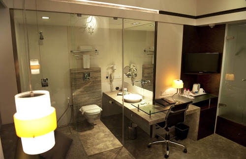 Sector 35 Hotel | Maya Hotel