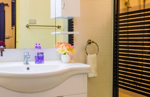 Legazpi House | Mayon Majestic Homestay