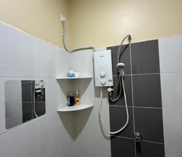 Kampung Kedawang Hotel | Maze Roomstay Langkawi
