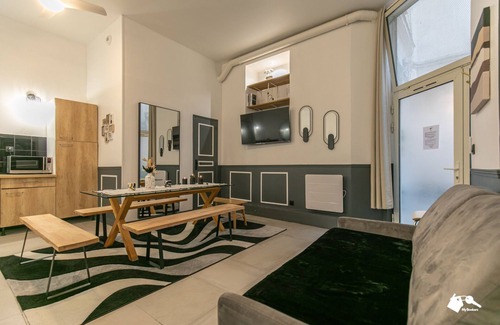 Strasbourg -Saint-Denis Apartment | MBA Luxury Appart - Tracy 2 - Near the Louvre Museum