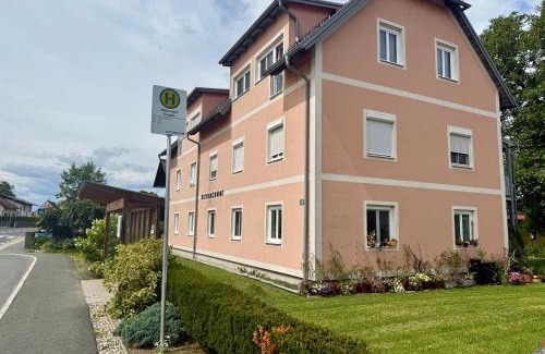 Dobl-Zwaring Apartment | Mc Home Romantisches und großes Apartment mit Terrasse EG D01 in Dobl bei Graz