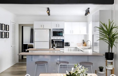 Dolphin Point House | Mcgrath welcomes you to The Nest with ocean views