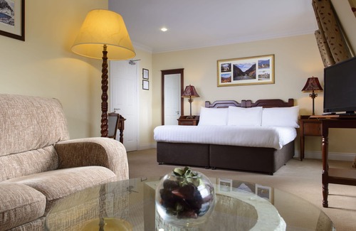 Killarney Hotel | McSweeney Arms Hotel