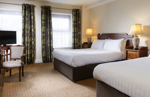 Killarney Hotel | McSweeney Arms Hotel