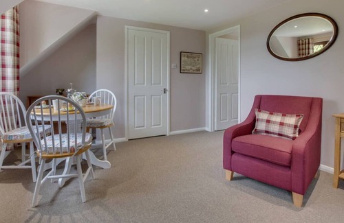 Ewhurst Green Apartment | Meadow View in the beautiful Rye