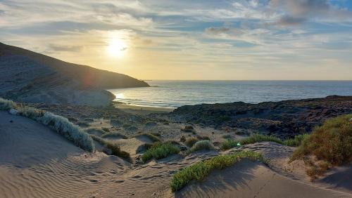 Arenas del Mar Apartment | Medano Loft 5 Min walk Seaside Sunrise
