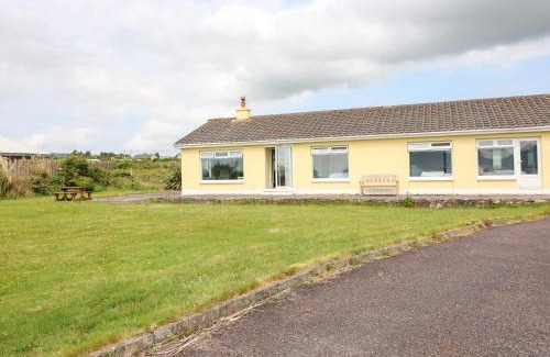 Ballinskelligs House | Meeligolleen