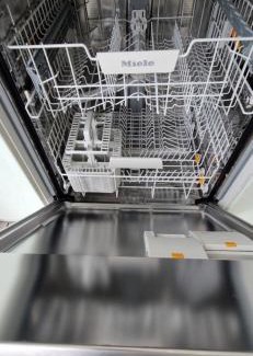 Andelfingen District Apartment | Mehrere Ferienwohnungen in Top Lage in der Nähe eines Rhein-Strandbads