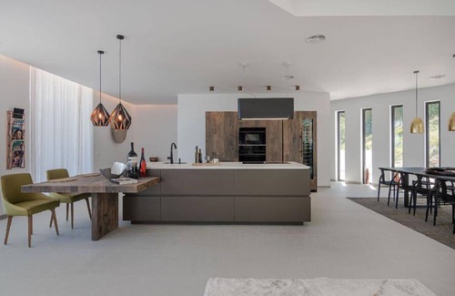 New Golden Mile Villa | Meisterwerk El Paraiso Alta, 6 Schlafzimmer, Pool, Fitness, spa