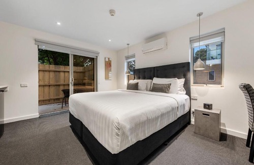 Tullamarine Hotel | Melbourne Airport Motel