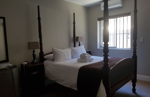 Melkbosstrand House | Melkbosch Guesthouse