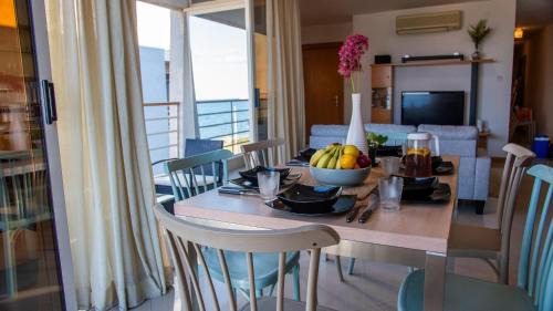 Għadira Apartment | Mellieha Bay 3 Bedroom Apartment 'Coastal Comfort'